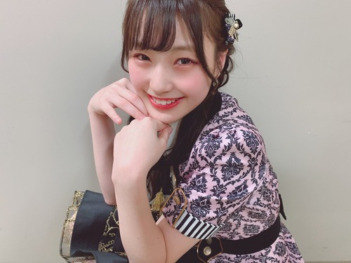EOuYM8fUwAAVxD-