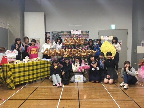 CbgzOBkUMAAX4dB