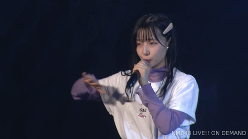 Ej9exhjVcAAAint