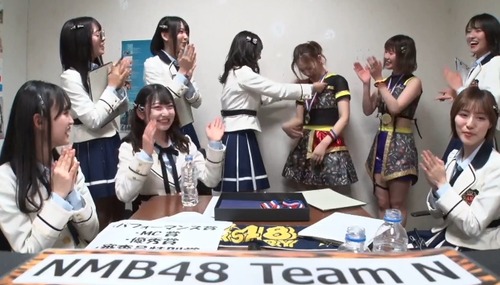 ESLs2OzUYAAk8E1