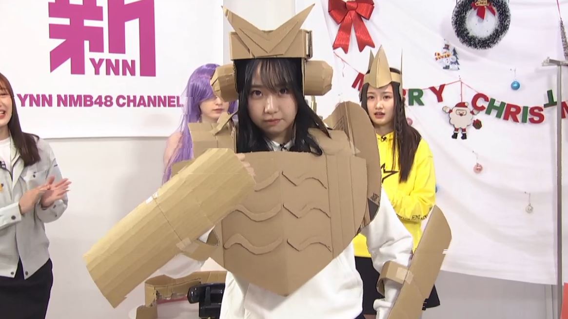 Nmb48 加藤夕夏 おしゃぶり に続き ダンボール聖衣 Nmb48まとめスピリッツ