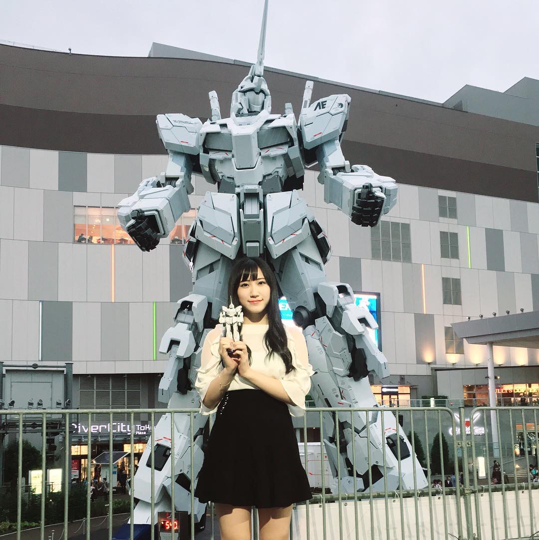 Nmb48 西澤瑠莉奈 自作ガンプラ Ucガンダムの3ショット Nmb48まとめスピリッツ