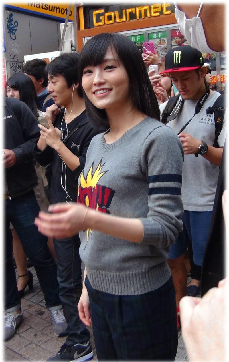 さや姉が写真集企画最終日にめっちゃダサい格好 で渋谷に出現 Nmb48山本彩 Nmb48まとめスピリッツ