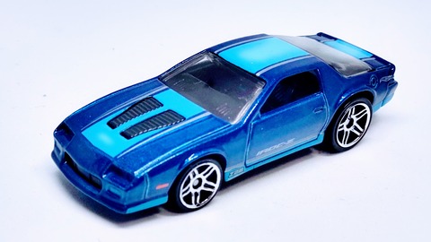 1a8cbaa7-s.jpg