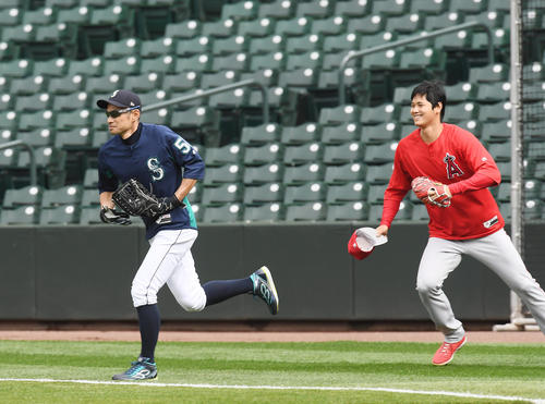 悲報 イチローさん 挨拶に行った大谷からダッシュで逃げる Nndm Jまとめ