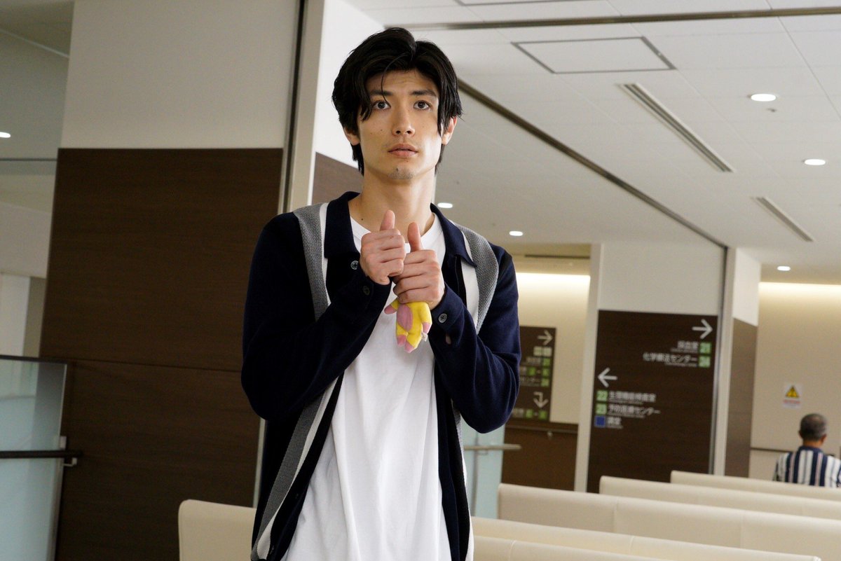 三浦春馬主演 Two Weeks 公式 写真で振り返るtwoweeks第1話 恋する干しぶどう Z 新館