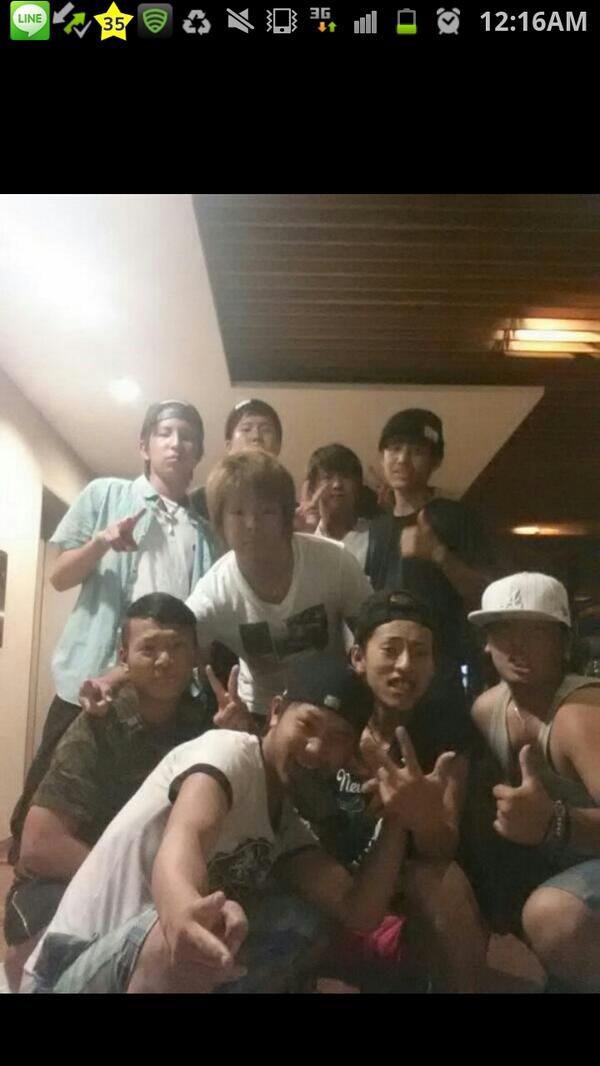 バカッター 国士舘大学生 ピザハットでピザ生地を顔に貼り付ける姿をツイート 炎上中 公式はガン無視ｗｗ 2ch 芸スポまとめ