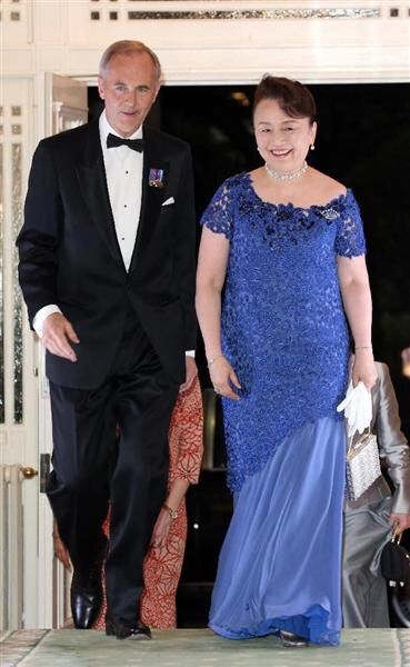 信子妃殿下の青色のドレス 皇室画像収集まとめblog