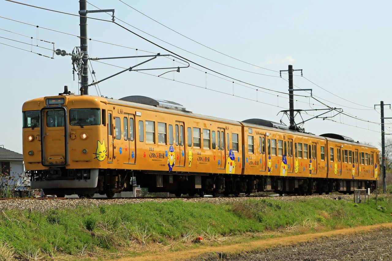 JR西日本 115系D04編成 「ふるさとおこし1号」吉備之国くま