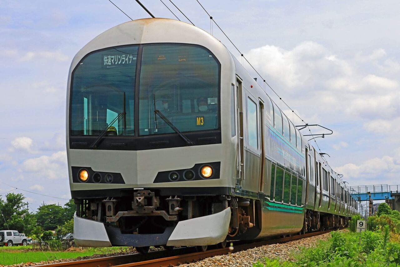 JR四国 5000系M3＋JR西日本 223系5000番台P2