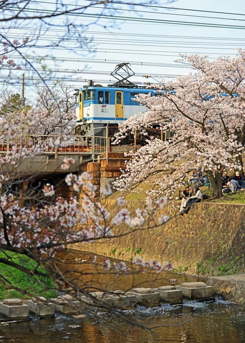 ＪＲ貨物　ＥＦ６５-２１２７号機　広島更新色