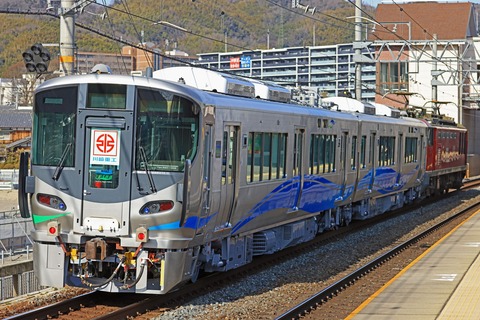 あいの風とやま鉄道　５２１系１０００番台ＡＫ１９編成　甲種輸送　ＪＲ貨物　ＥＦ５１０-１４号機牽引