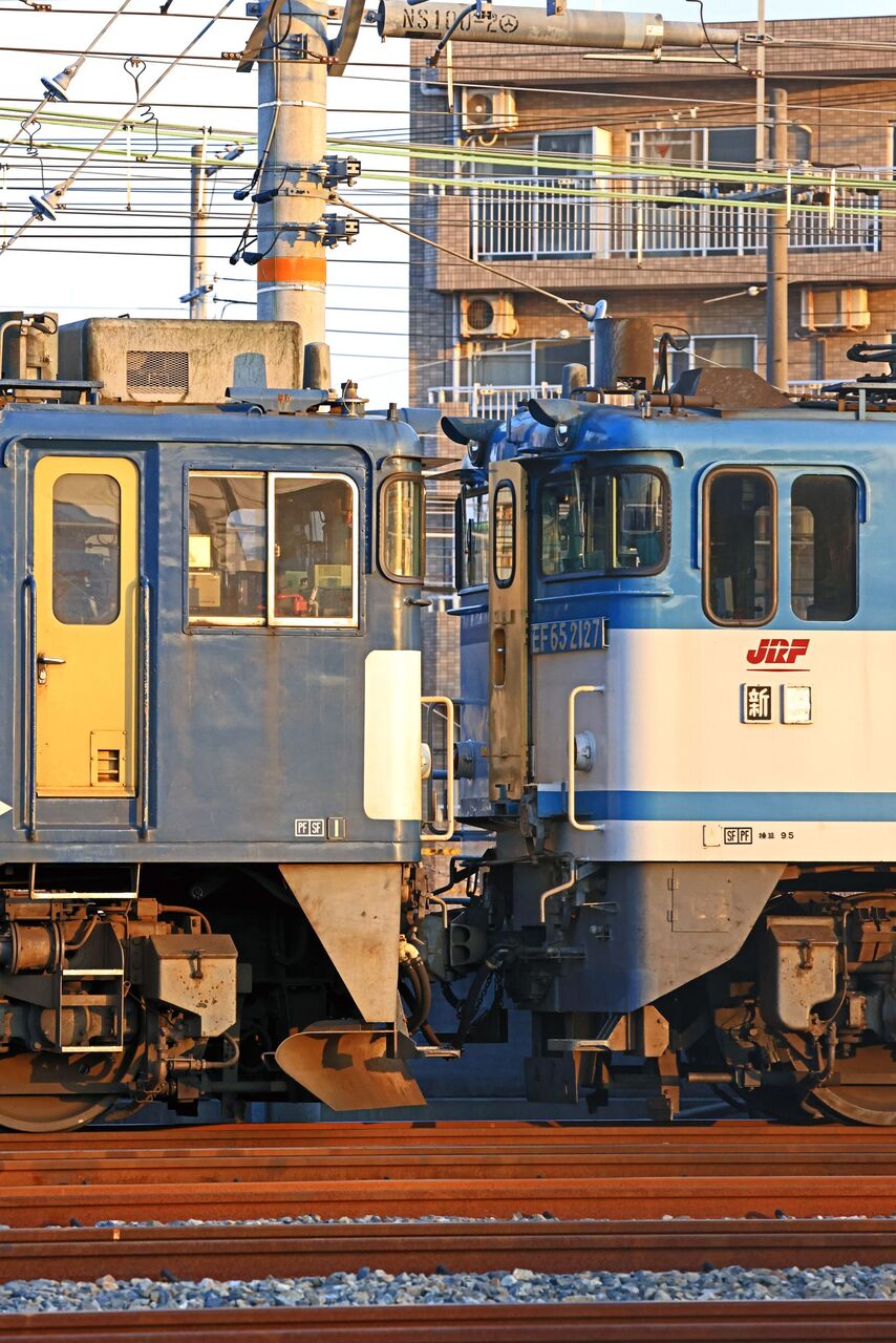 JR貨物 EF64-1046号機広島更新色牽引 EF65