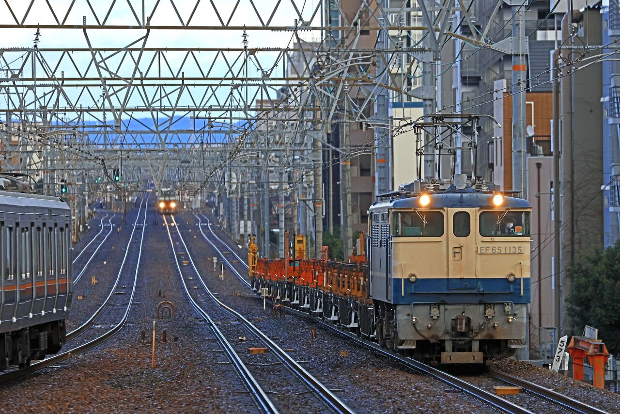 EF65 1000下関+チキ5500形（ロンチキ） ロンチキを牽引するEF65】EF65-1133+チキ5500形(12B) 下関工臨