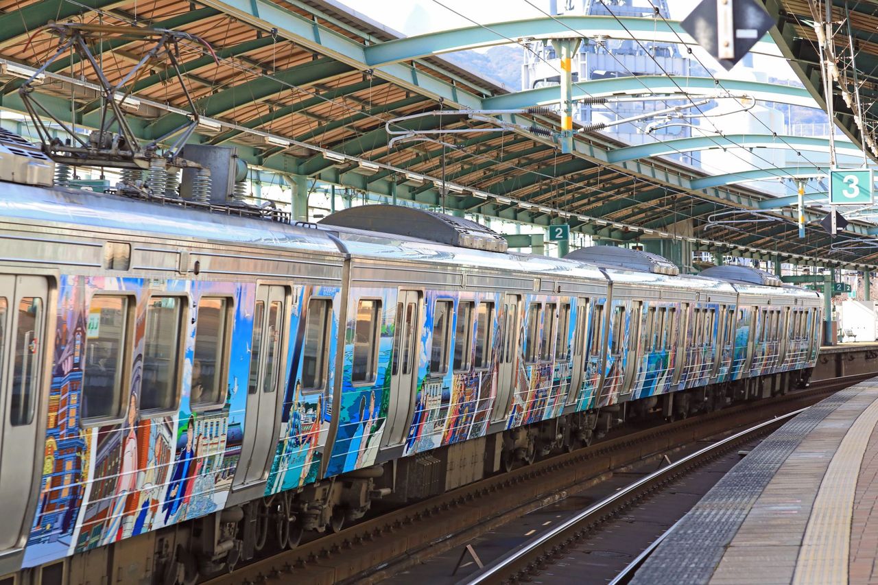 TOMIX 811系ラッピング車両 JR九州 811系100番台rPm110編成「わたせせいぞう