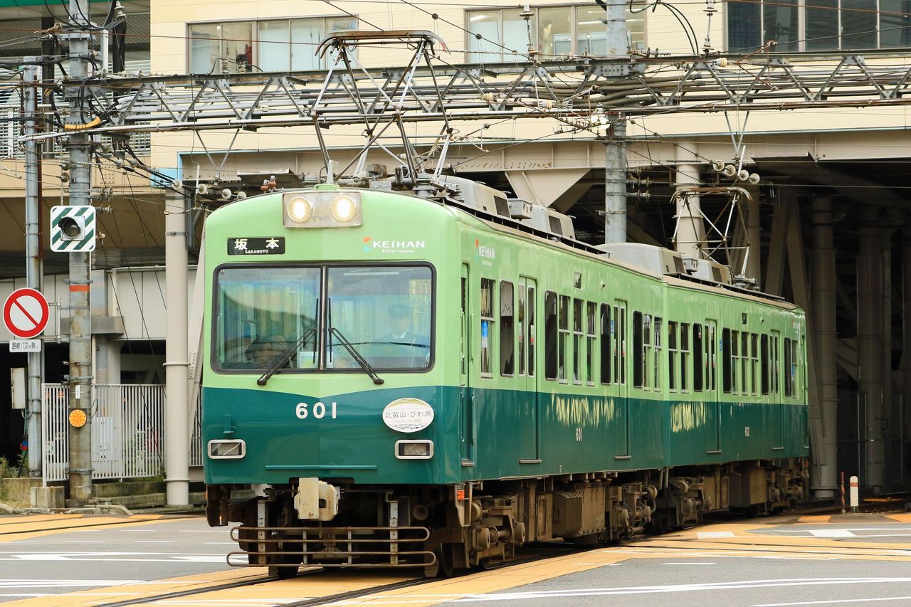 京阪電気鉄道　大津線６００形６０１Ｆ「比叡山・びわ湖　山と水と光の廻廊」ＨＭ掲出編成