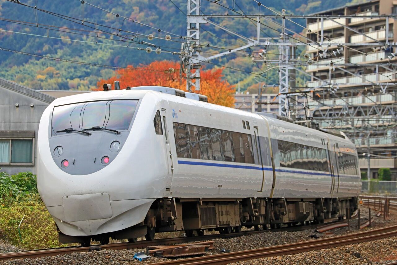 JR西日本 681系T12編成 「回送」 : 鐵道写真公開所 参号機