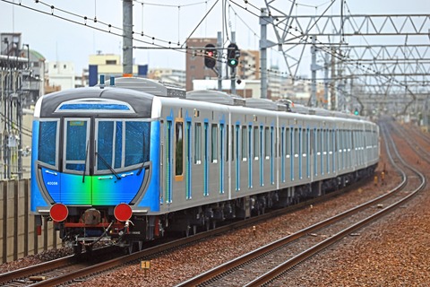 西武鉄道　４００００系５０番台４０１５６Ｆ　甲種輸送　ＤＥ１０-１７４３号機　ＪＲ貨物更新色牽引