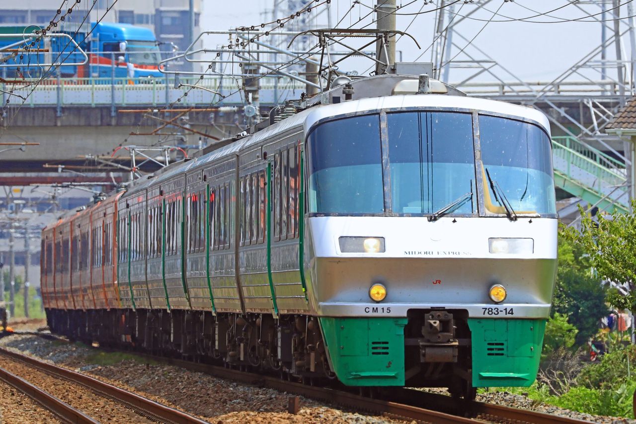 JR九州 783系CM21＋CM15編成 「ハウステンボス」＋