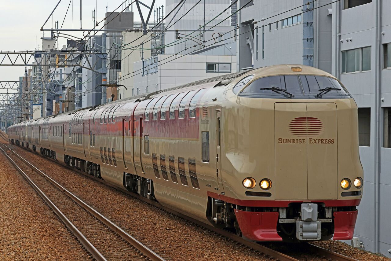 JR東海 285系3000番台I4編成＋JR西日本 285系