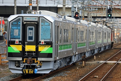 ＪＲ北海道　Ｈ１００形電気式気動車「ＤＥＣＭＯ」甲種輸送　ＪＲ貨物　ＥＦ５１０-１９号機牽引