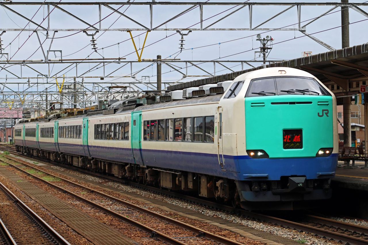 JR東日本 485系3000番台R23編成 「北越」 : 鐵道写真公開