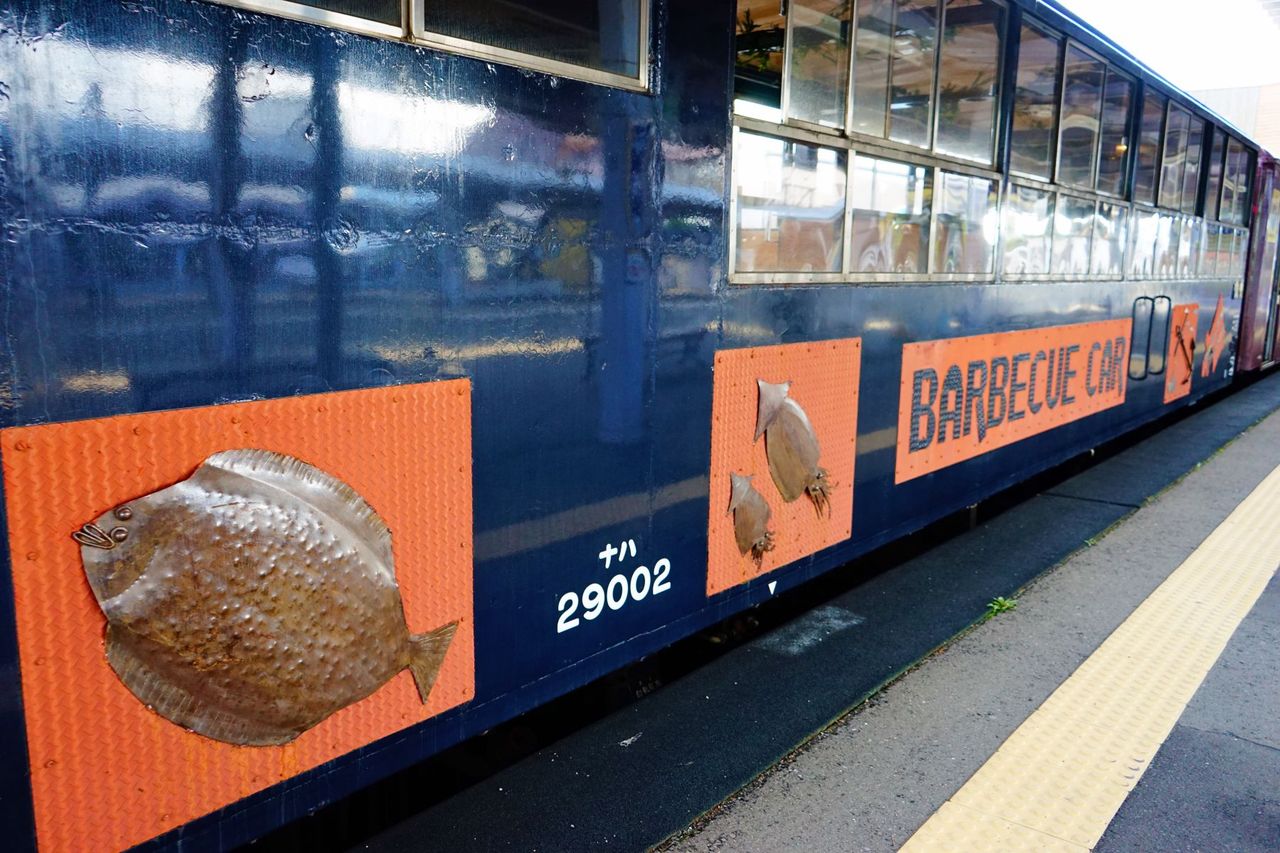 JR北海道 DE15-1534号機牽引「富良野・美瑛ノロッコ号」その