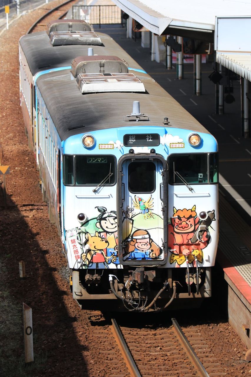 JR西日本 キハ40-3005＋キハ40-3004「桃太郎