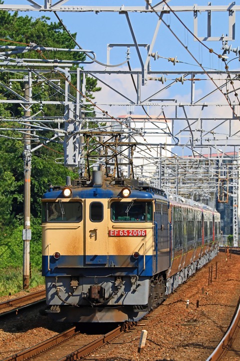 s_jrs2700k+EF65-2096_4W5A1652