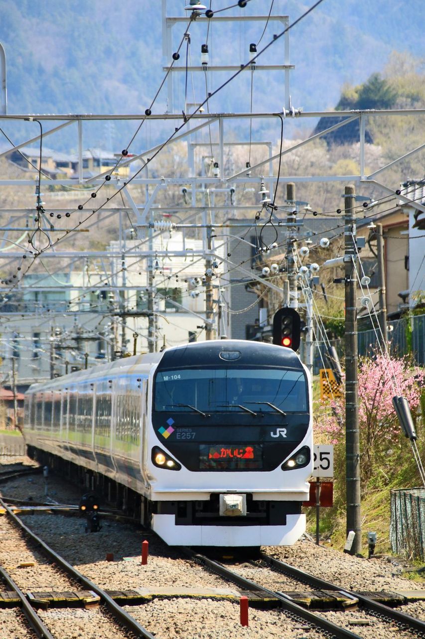 ＪＲ東日本　Ｅ２５７系Ｍ１０４編成　特急「かいじ」