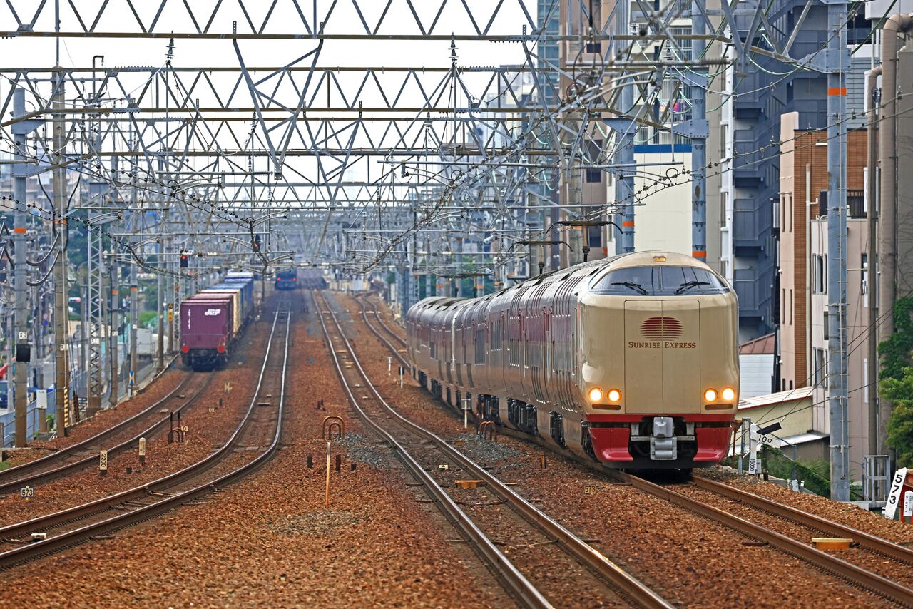 JR東海 285系3000番台I4編成＋JR西日本 285系