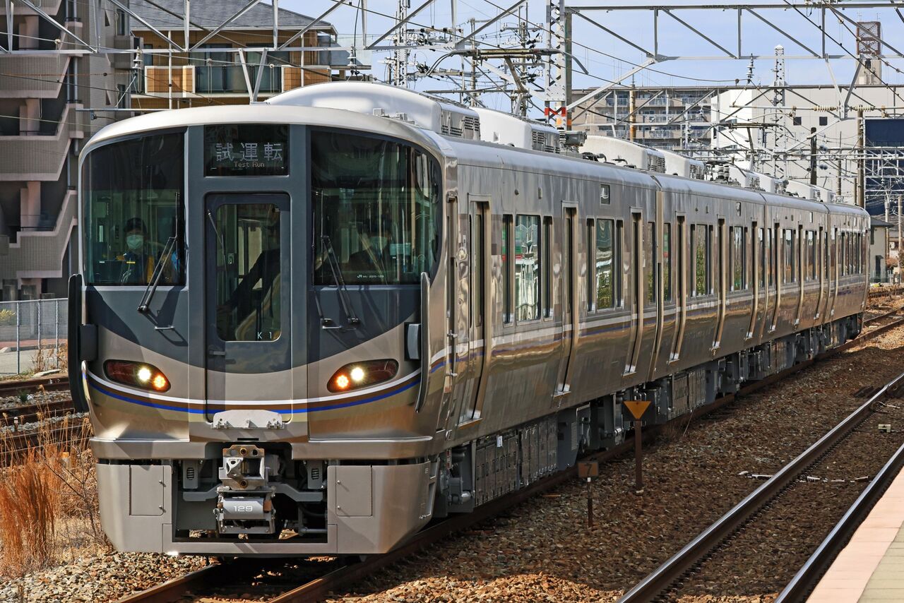 JR西日本 225系100番台＋700番台 K1編成Aシート組
