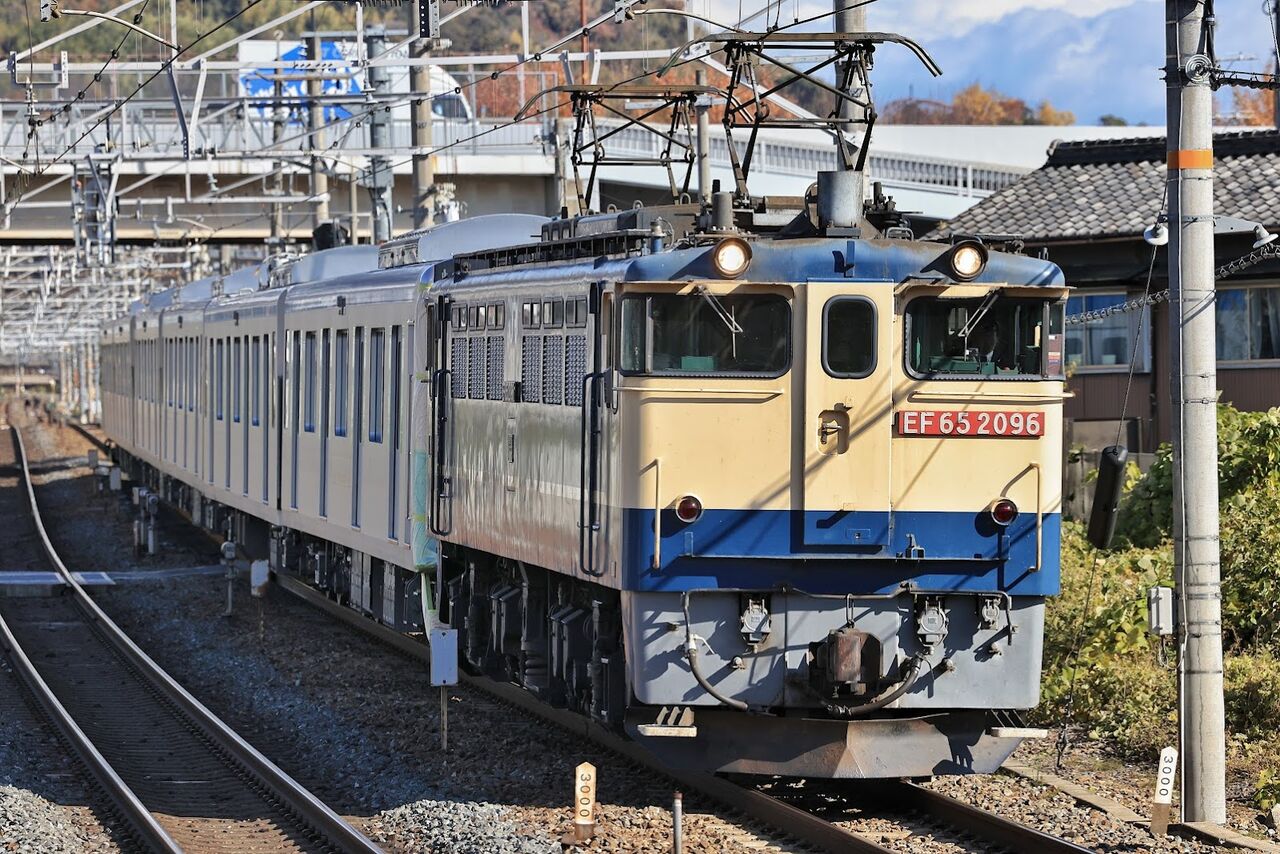 櫻木神社 こども電車おトイレデザイン(東武鉄道60000系車両