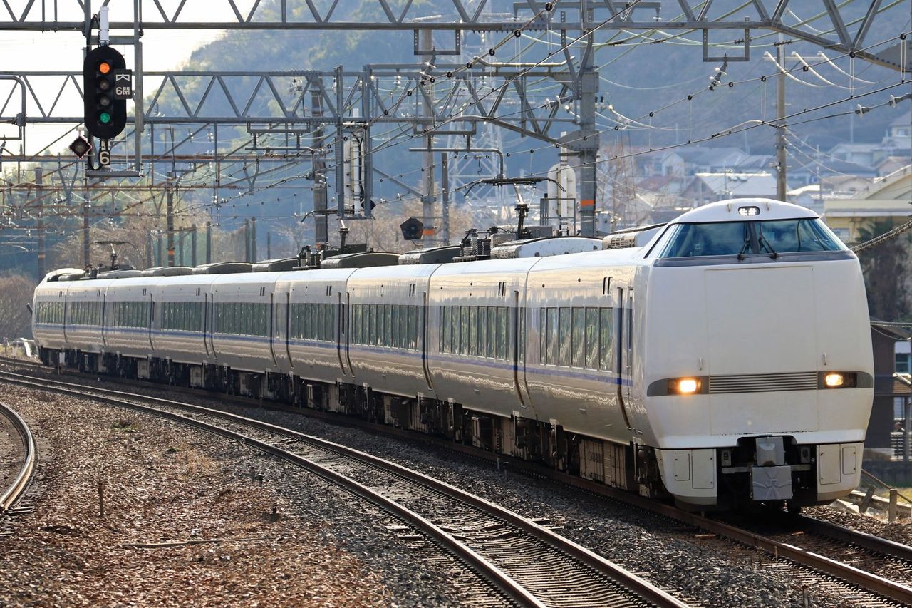 JR西日本 683系4000番台T52編成 「サンダーバード