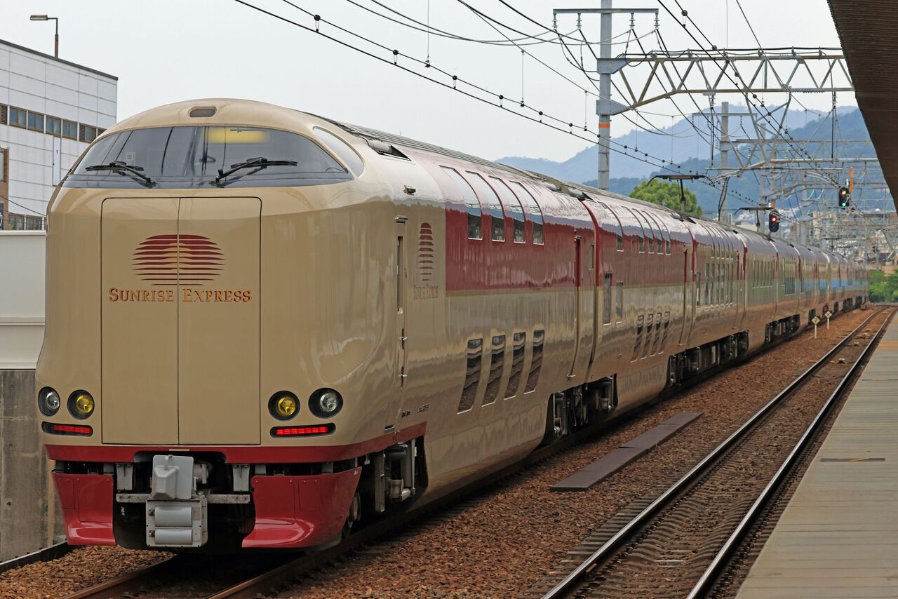 JR東海 285系3000番台I4編成＋JR西日本 285系