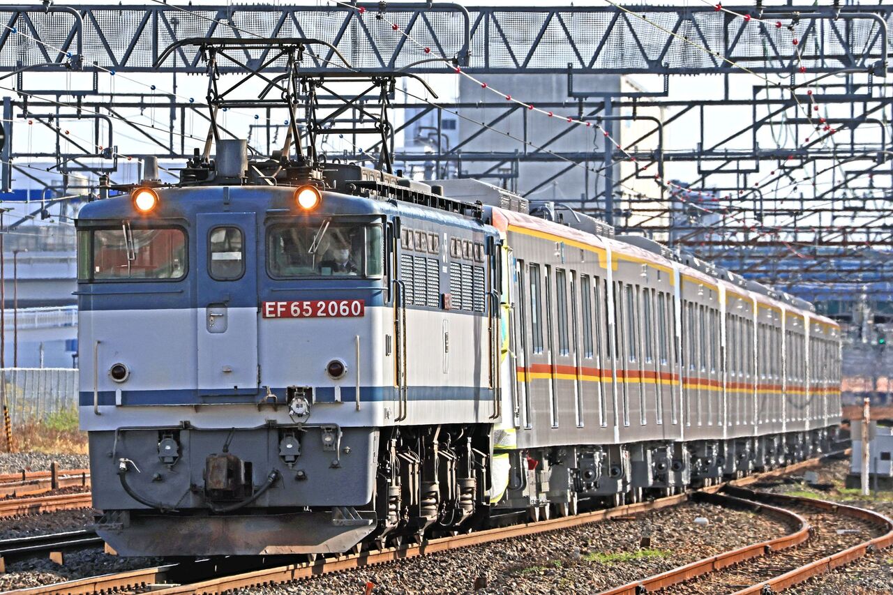 超レア！昭和レトロ 鉄道 メトロニュース Unboxing #115] I took apart a junk N gauge train and found a light