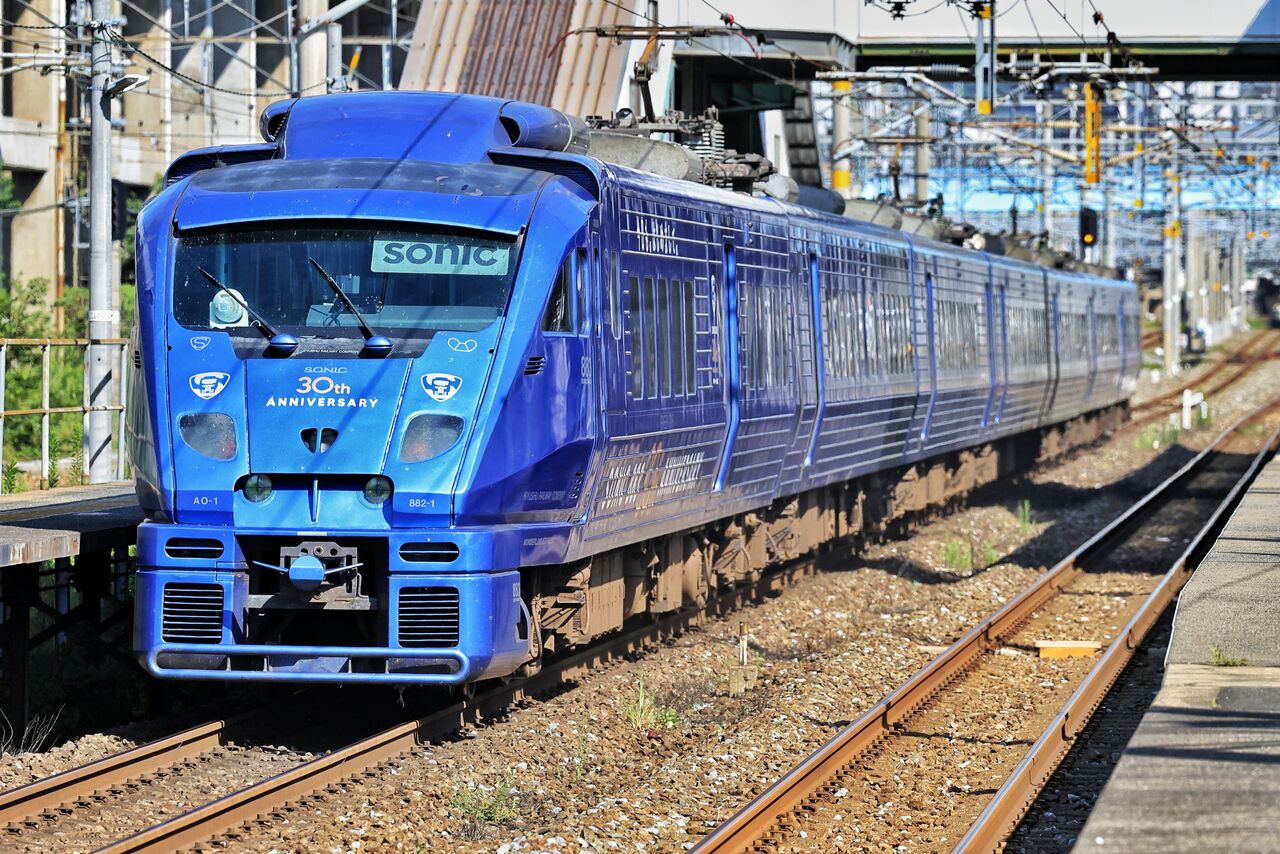 JR九州 883系Ao1編成「特急ソニック運行開始30周年記念