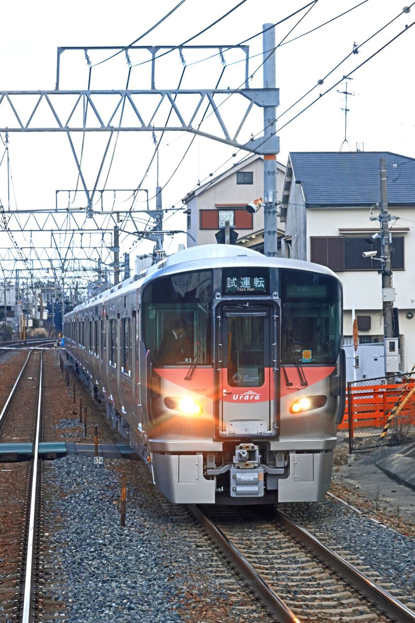 JR西日本 227系500番台「Urara」R1+R2+R3編成 出場試運転@さくら夙川~芦屋駅間 : 鐵道写真公開所 参号機