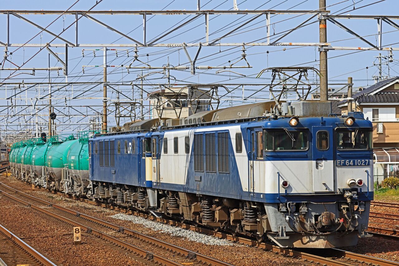 JR貨物 EF64-1027号機 高崎更新色＋EF64-1037