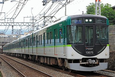 s_keihan13000k13025F_4W5A0163