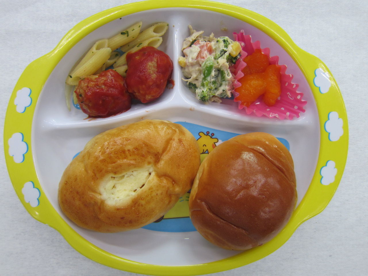 5月31 6月2日パン給食 幼稚園のお弁当