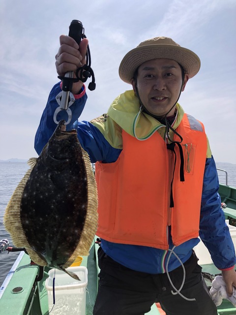 E078EAEA-F2B8-47FA-A5E0-A4C4C89D7DE4