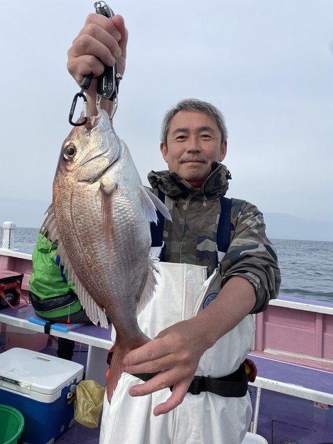 3DED0929-22EA-43CE-83A9-3D2B99FA1047