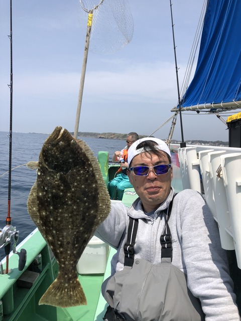 8FE3AC12-4773-4F27-AAF2-AD05A1D8D681