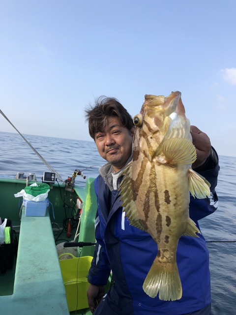 226765F0-57AF-494A-86D9-1213E7B2211C