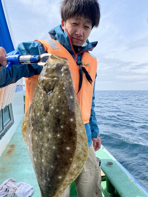 FCE3FEAD-A8C1-41C0-8061-CEBB8DA12081