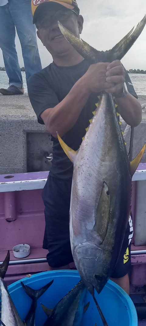 75F0D349-E3B6-467A-A620-A95E11A2EA6A