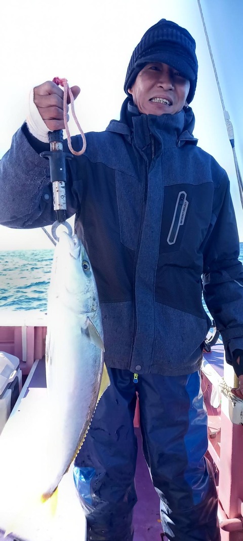 8BA30269-A7D5-48CB-B9E6-E2CAF0CD267D