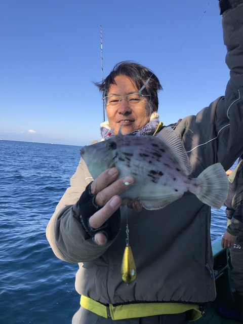 5FB0B491-0586-4308-AC2C-77824D9866ED