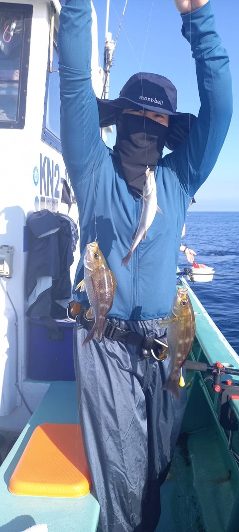 4ACBF87D-33FE-4A24-9F7E-EA820FA4B133